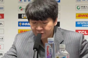 开云部门-胜宁波发布会！邱彪点赞2后卫攻守输出，高诗岩力挺王证发挥！